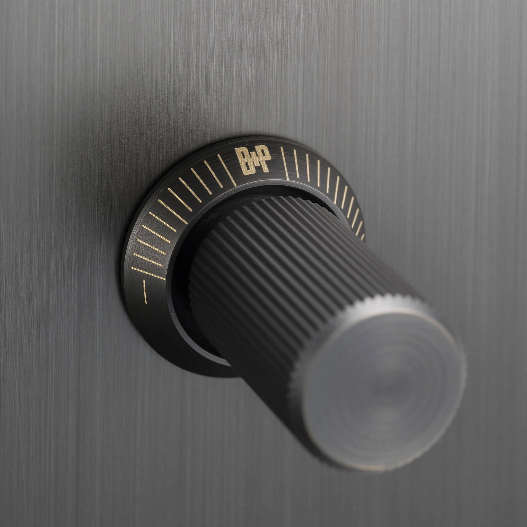 Dimmer Switch Detail Kit DETAIL DIMMER LINEAR in Solid Metal