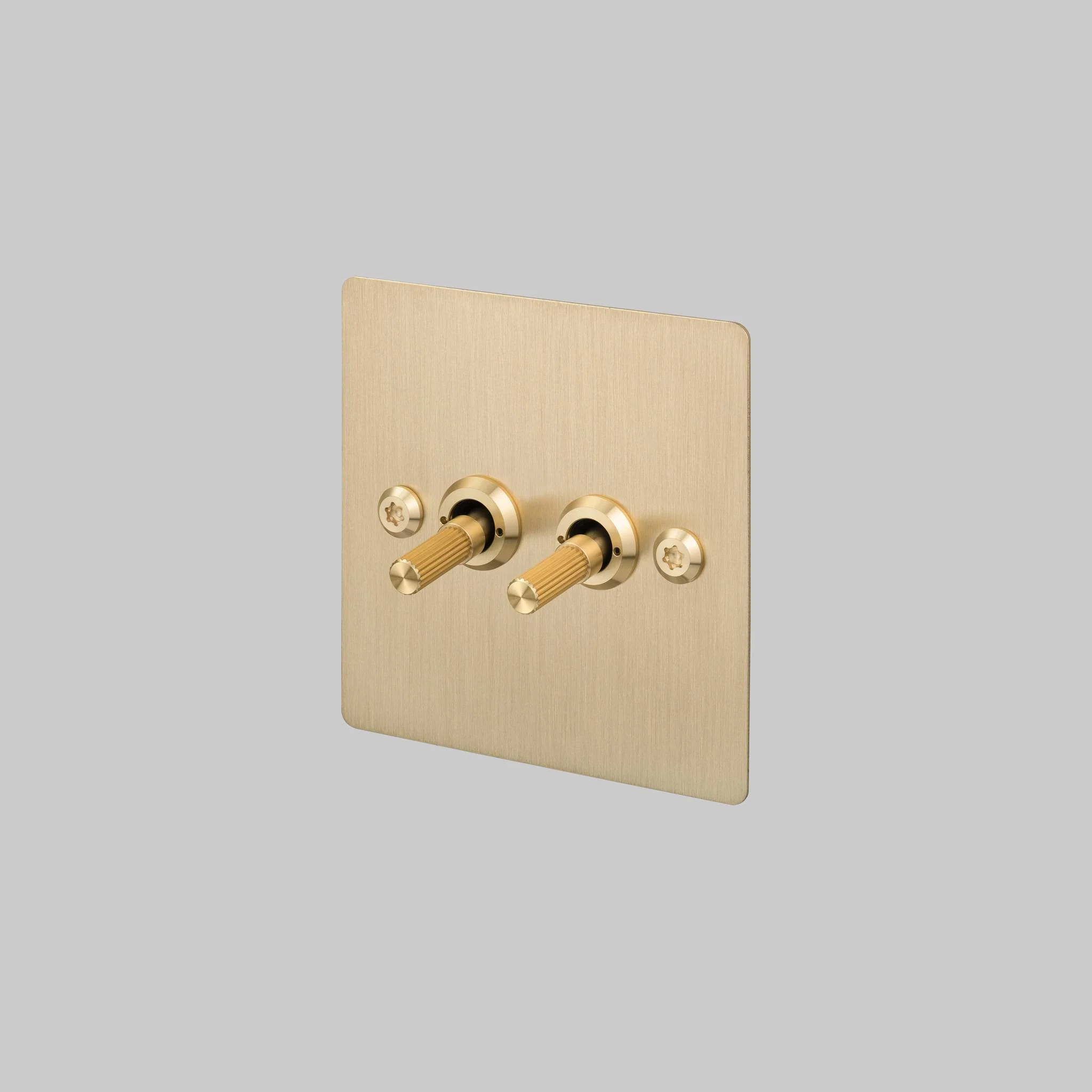 2G TOGGLE / 2-WAY / LINEAR / BRASS