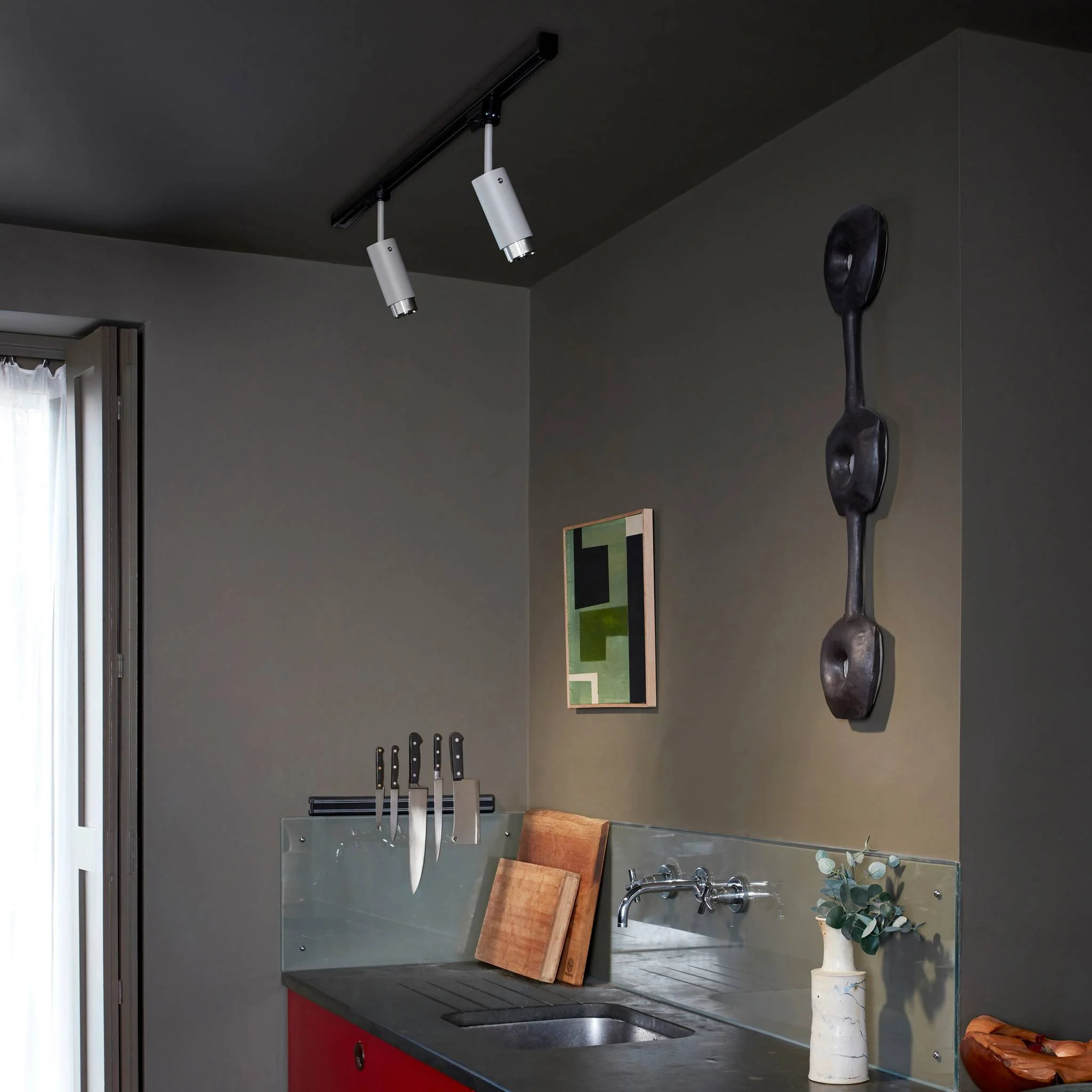 Linear-Knurl Track Spotlight EXHAUST LINEAR in Stone