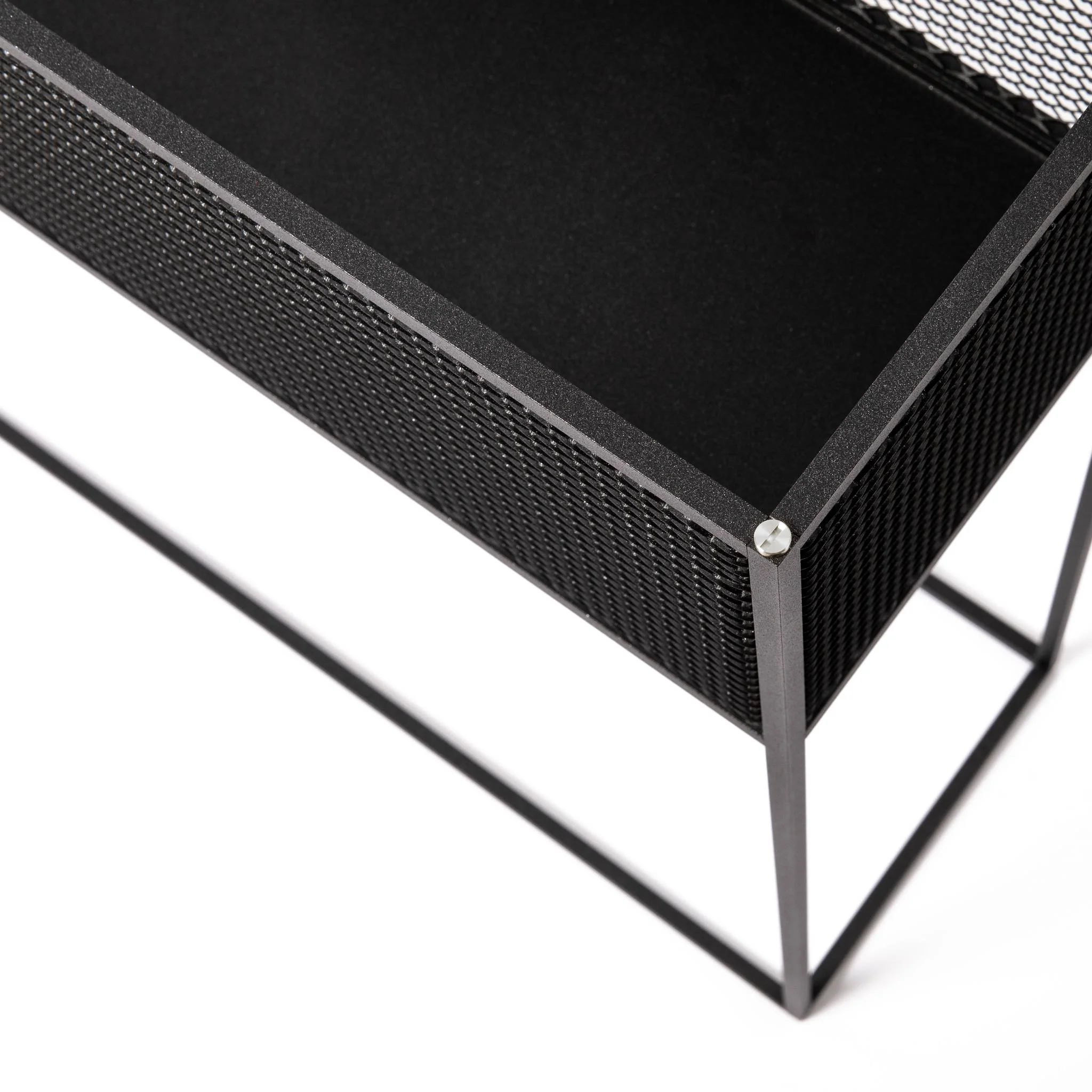 MESHED PLANTER 벽 및 화분용 모듈형 실내 플랜터