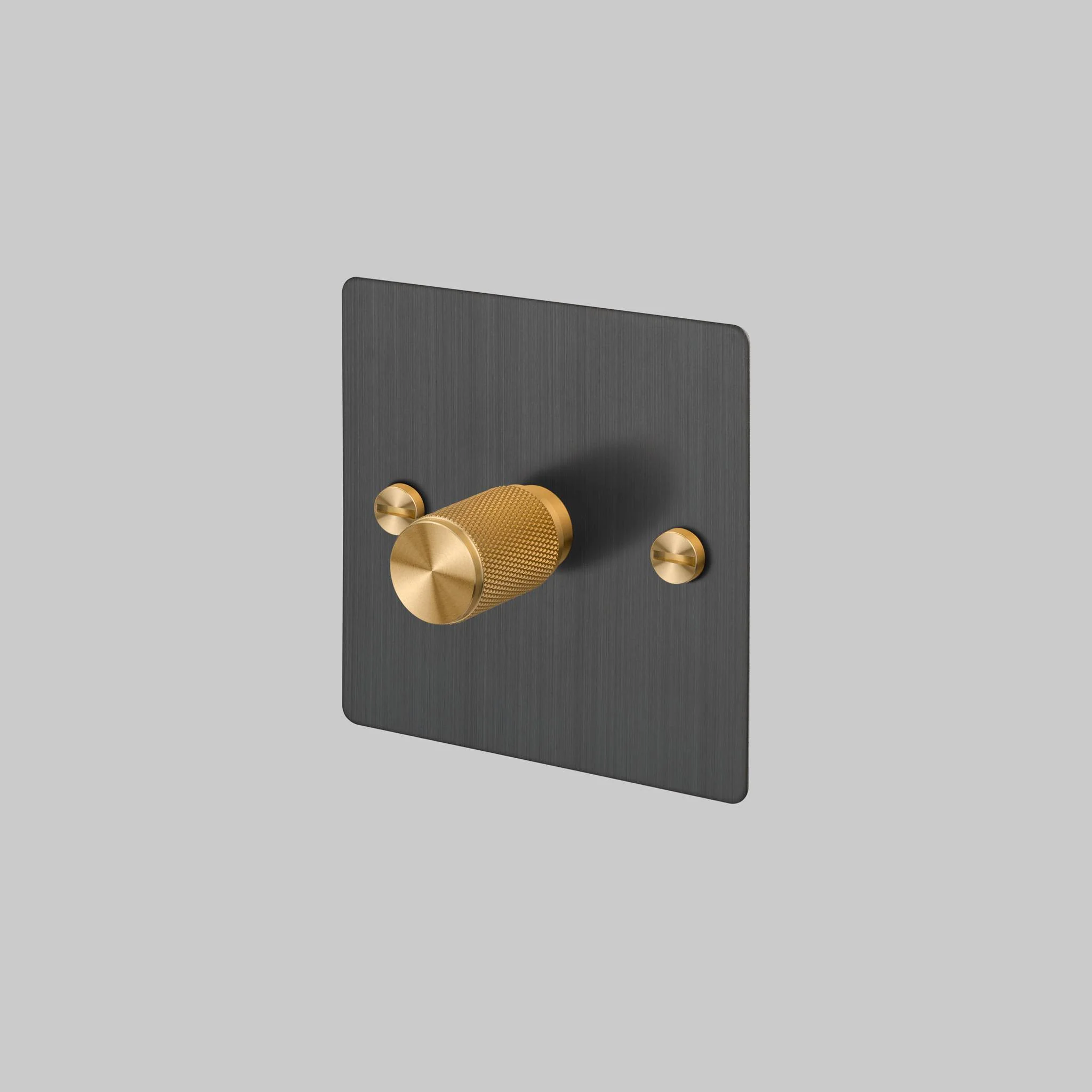 1G DIMMER / 120W / CROSS / RØYKBRONSERT